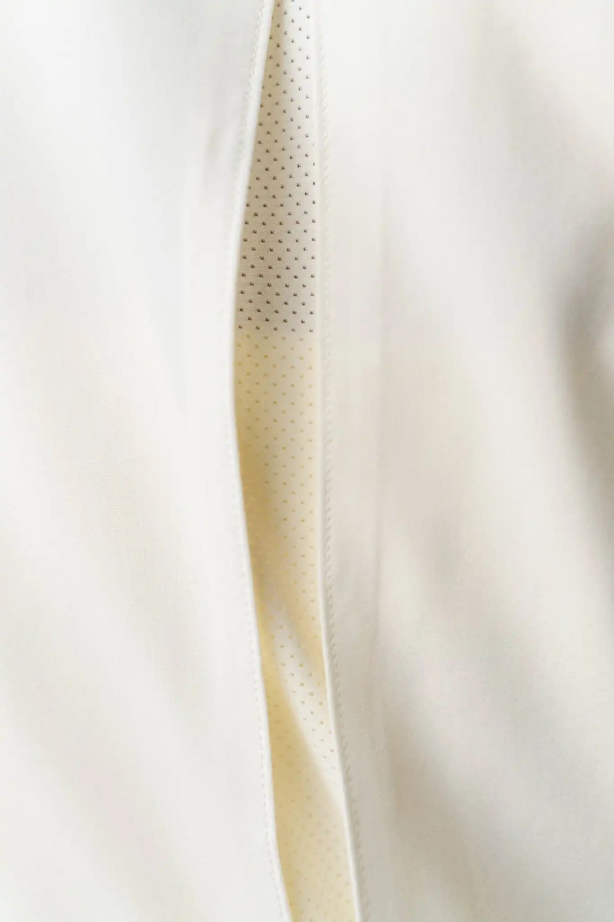 Vitality Breeze® Windbreaker - Oat