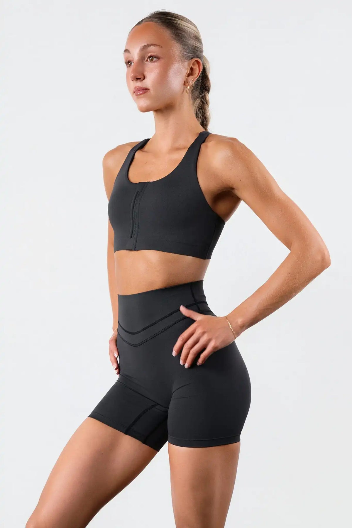 Vitality Pulse® Zip Bra - Midnight Washed
