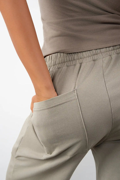 Vitality Essence Weekend Pant - Hazelnut